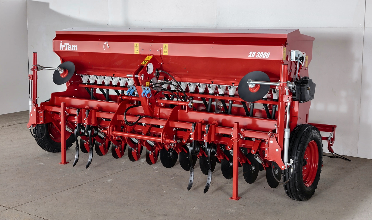 Сеялка зернотуковая IrTem